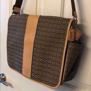 Coach Messenger 💼